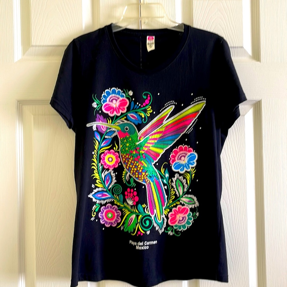 NWOT  T-Short In Black, Playa del Carmen Logo in Front, Size L.